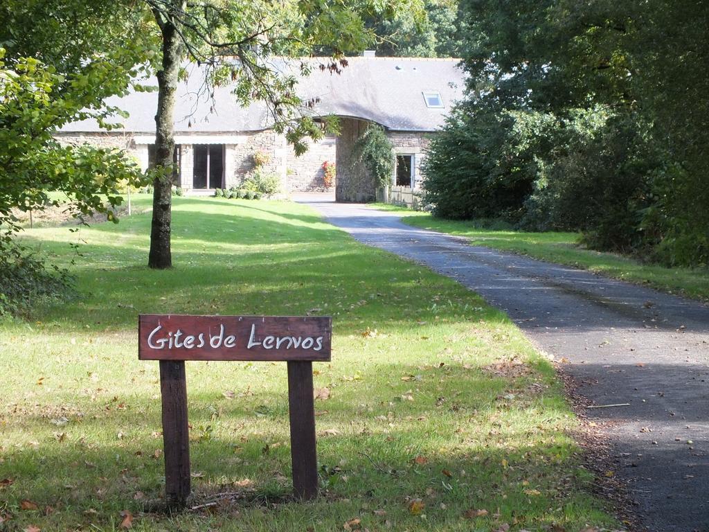 Gites De Lenvos 폰티비 외부 사진